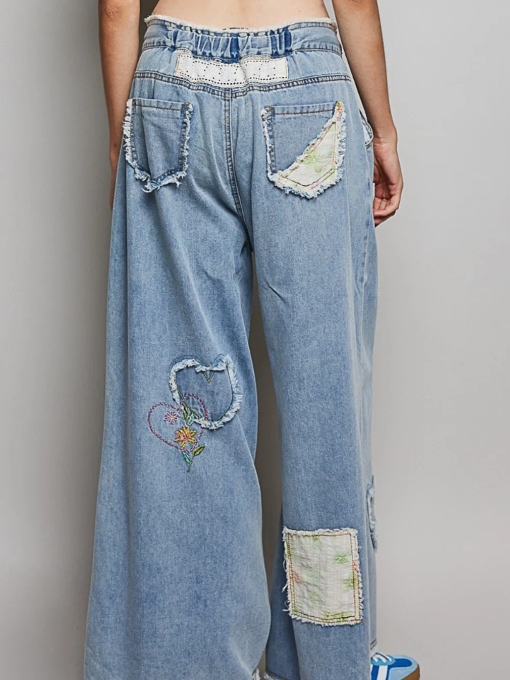 POL Light Wash Denim Stretchy Waist Floral heart Patchwork Wide leg Denim Jeans - Picture 5 of 7